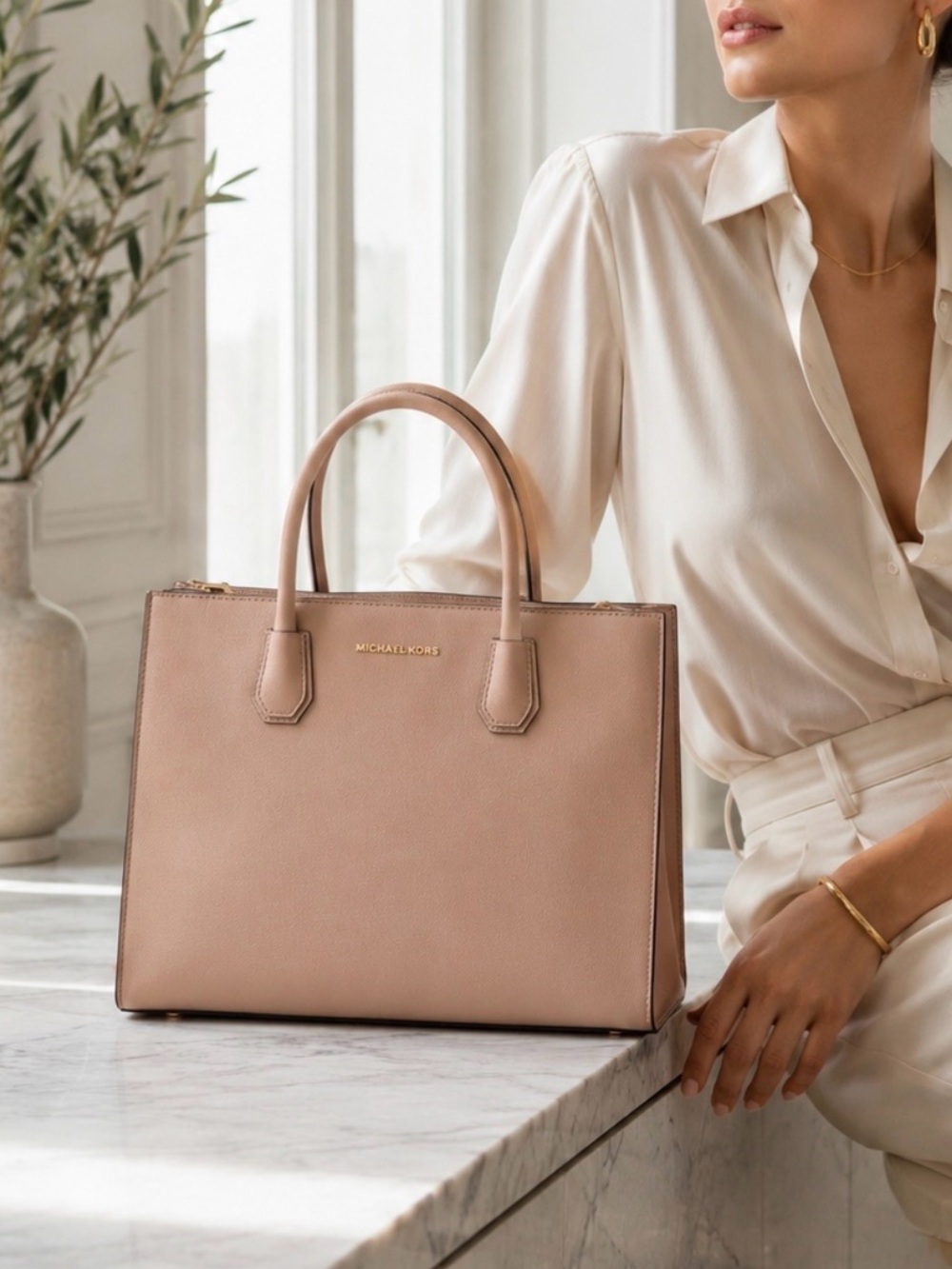 New Michael Kors Pebbled Leather Tote with Double Handles and extra straps